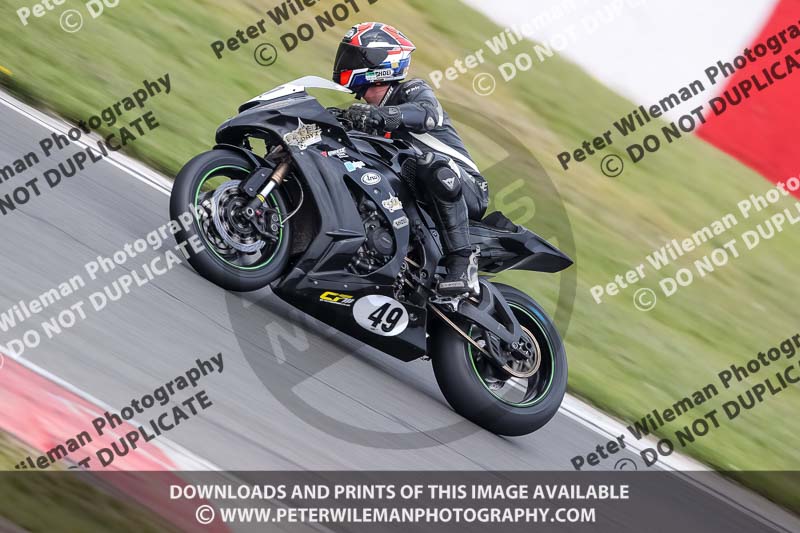 donington no limits trackday;donington park photographs;donington trackday photographs;no limits trackdays;peter wileman photography;trackday digital images;trackday photos